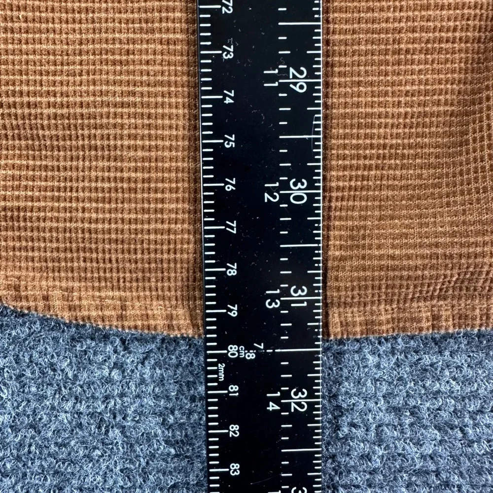 Banana Republic Button Down Shirt Mens XL Extra Large Corduroy Untucked Fit